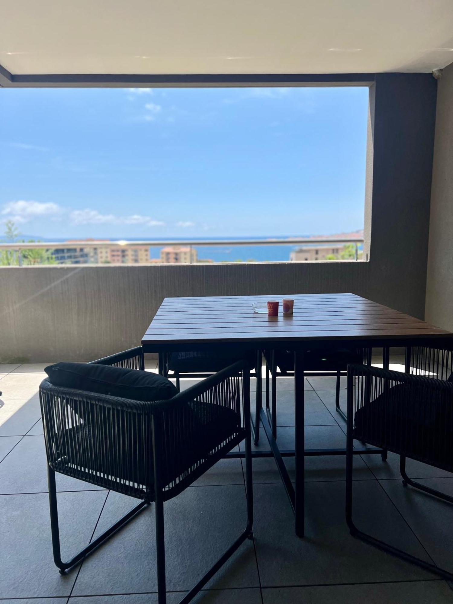 T2 Ajaccio Vue Mer Exteriör bild